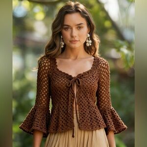 Elegant Brown Knit Women's Top Size Medium